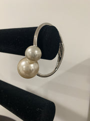 Class Act Pearl Bracelet (Silver)